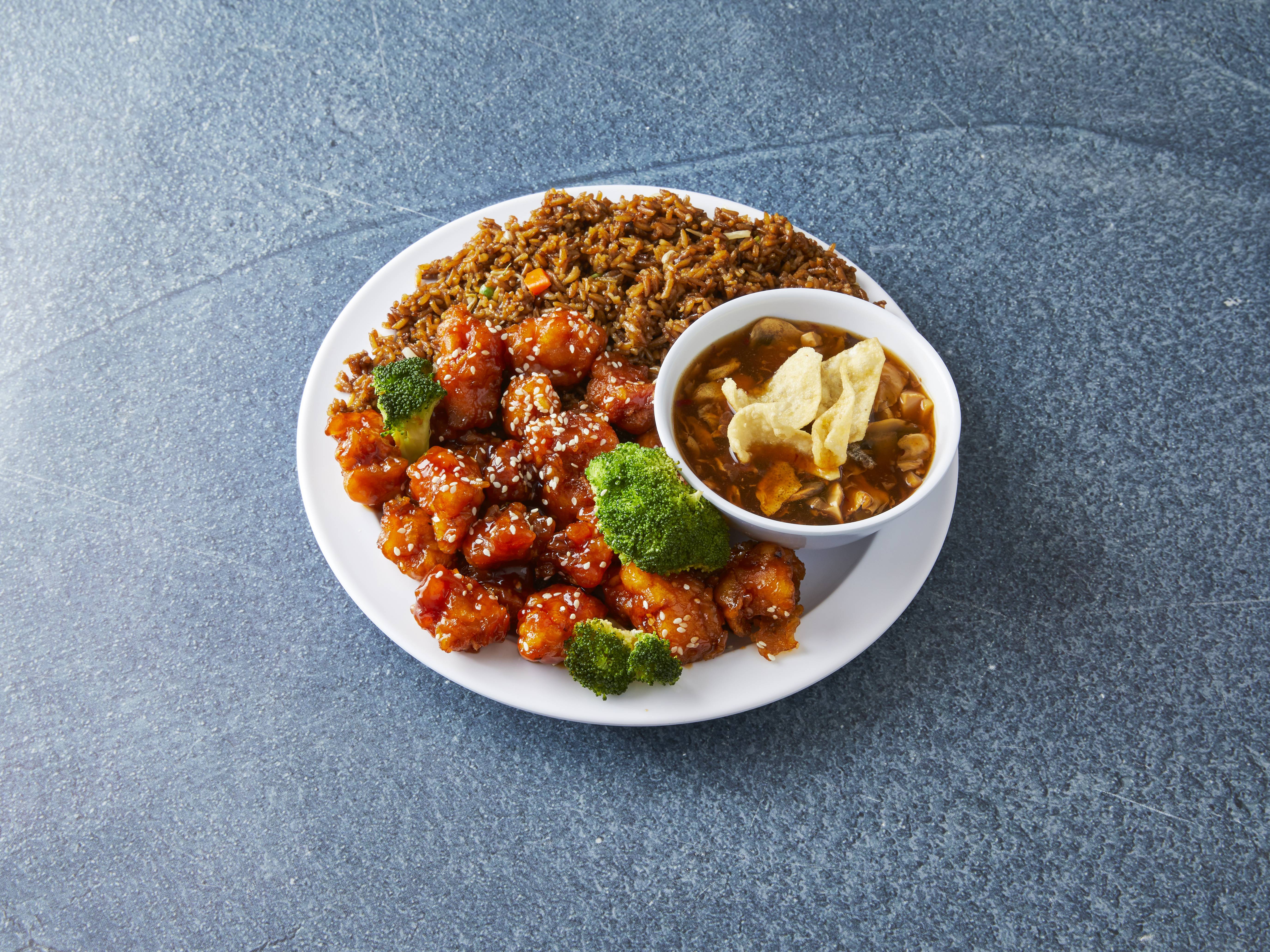 Order 72. Sesame Chicken food online from China Lucky Star store, Dearborn Heights on bringmethat.com