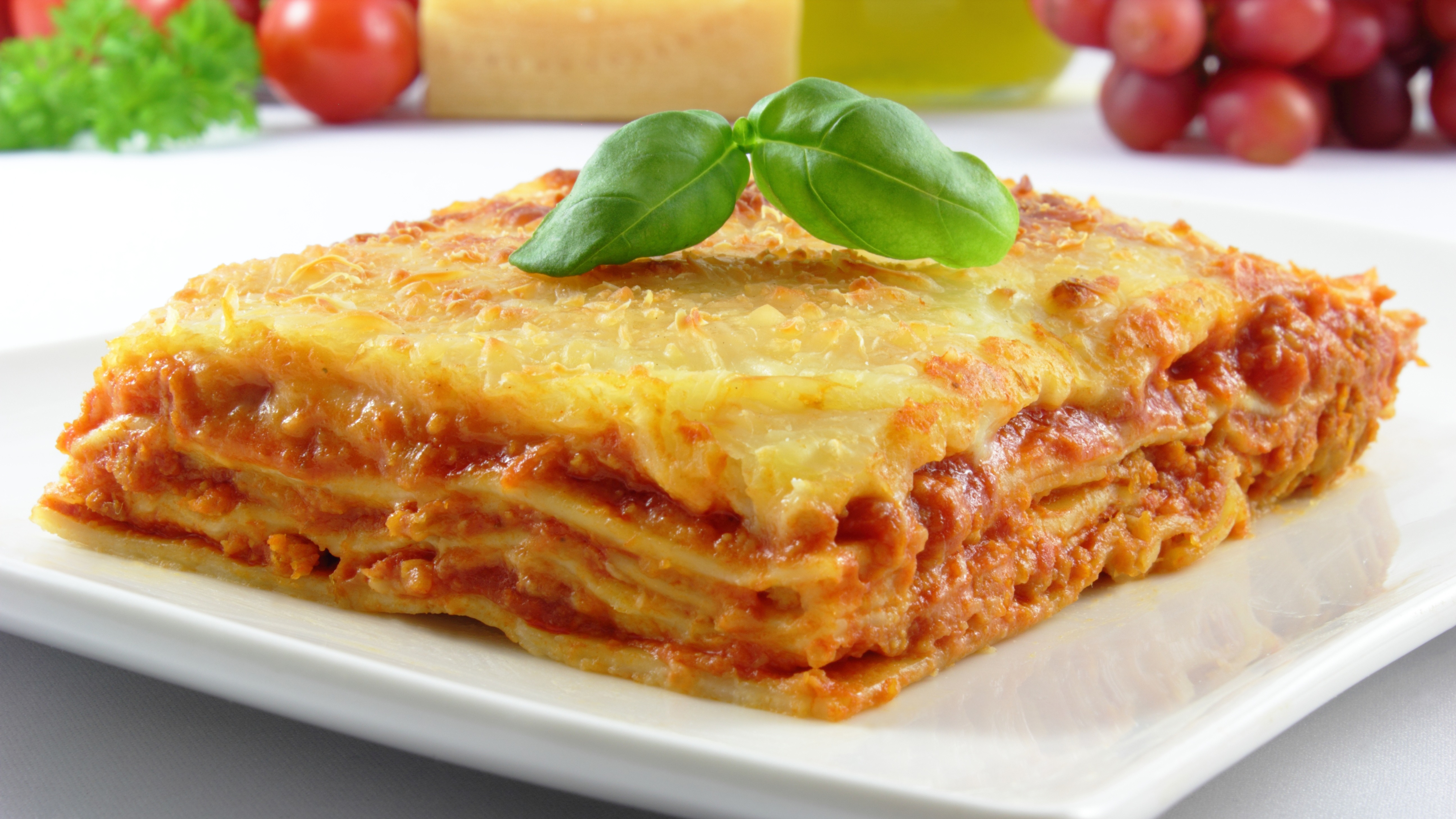 Order Lasagna Al Forno food online from Nonna Ristorante Italiano store, San Francisco on bringmethat.com