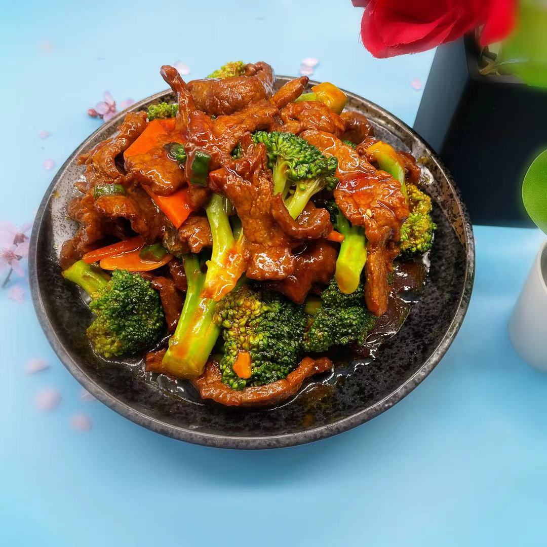 Order 芥蓝牛肉 Beef broccoli w/soy sauce food online from Fashion Wok store, Foster City on bringmethat.com