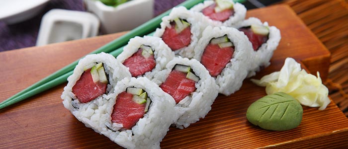 Order R9. Tuna Avocado Roll food online from Asian Buffet Hibachi Grill store, Battle Creek on bringmethat.com