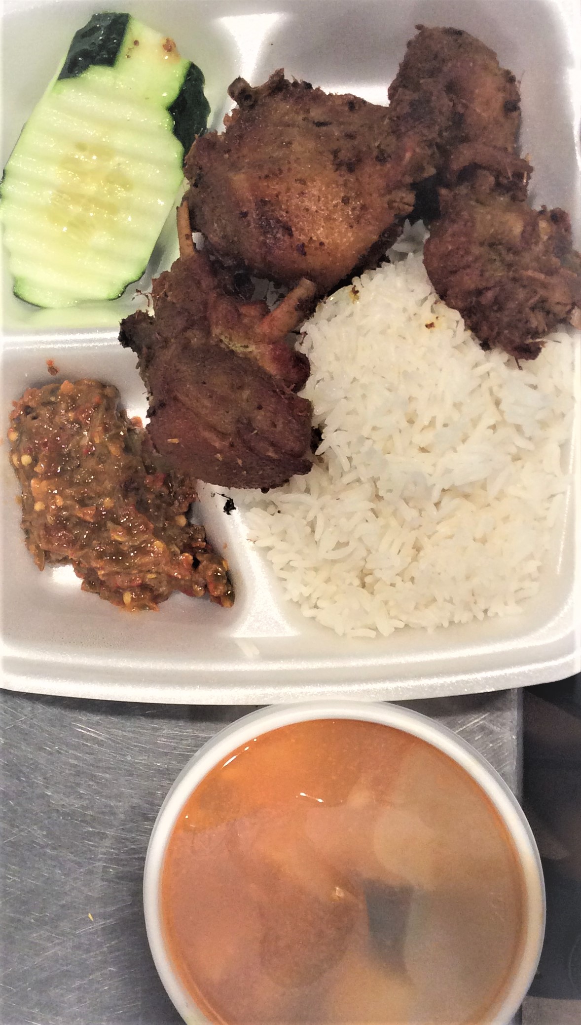 Order Combo Bebek (Combo Duck) food online from Sunny Express store, South El Monte on bringmethat.com