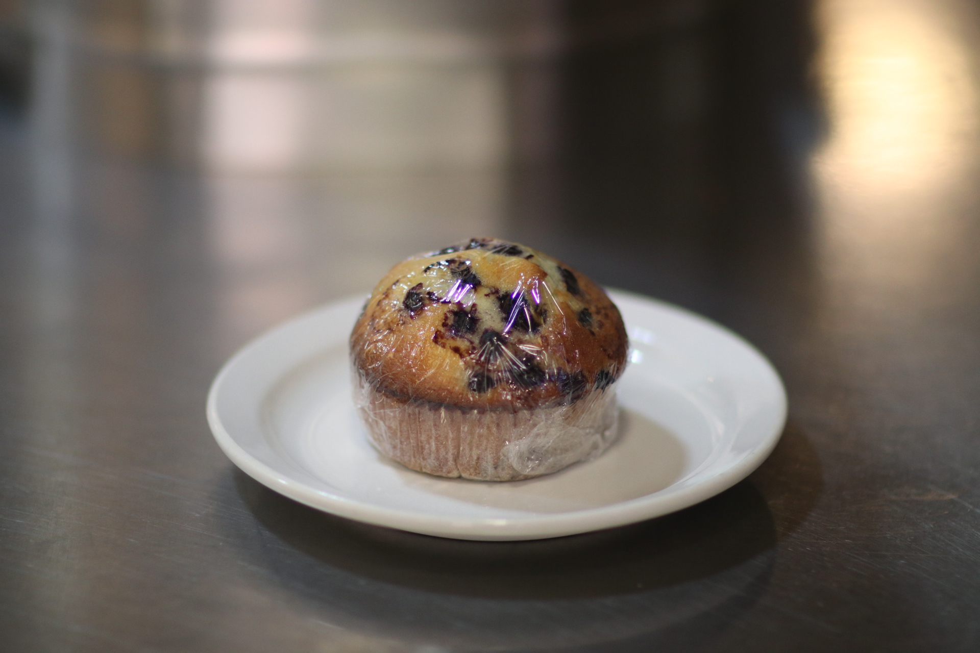 Order Blueberry Muffin food online from Tillie's Fine Food & Coffee Company store, Lodi on bringmethat.com