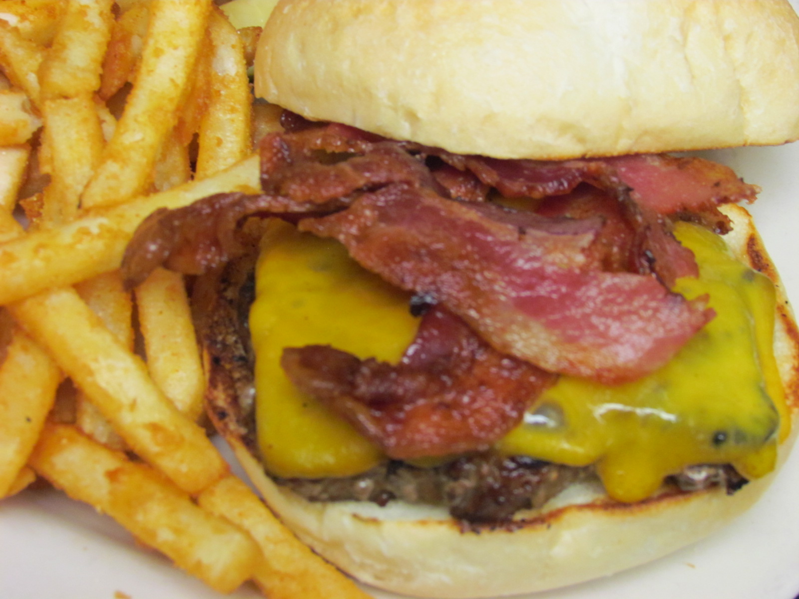 Order Bacon Cheeseburger food online from Laughing Grizzly store, Missoula on bringmethat.com