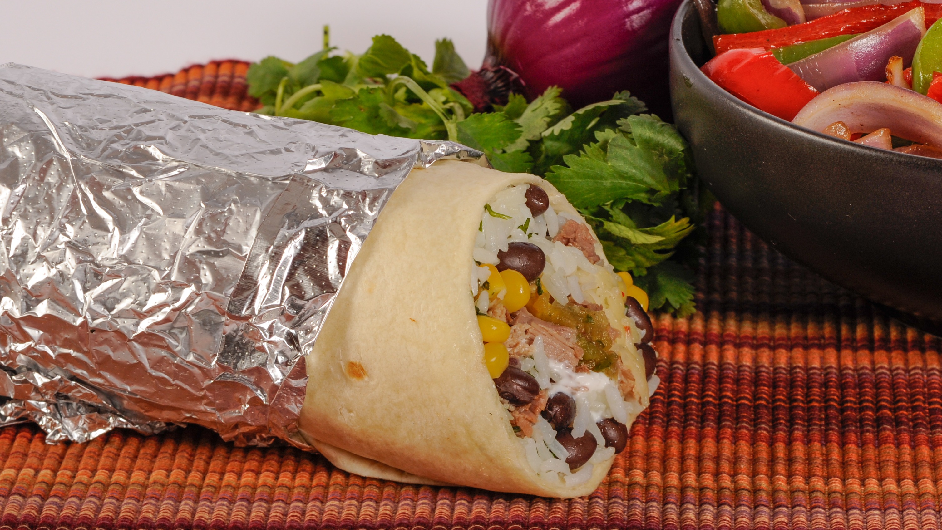 Order Chicken Build It Burrito or Bowl food online from Amigos/Kings Classic store, Lincoln on bringmethat.com