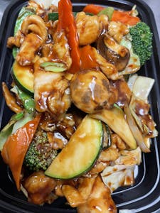 Order C10. Garlic Chicken food online from Panda Chef store, Sachse on bringmethat.com
