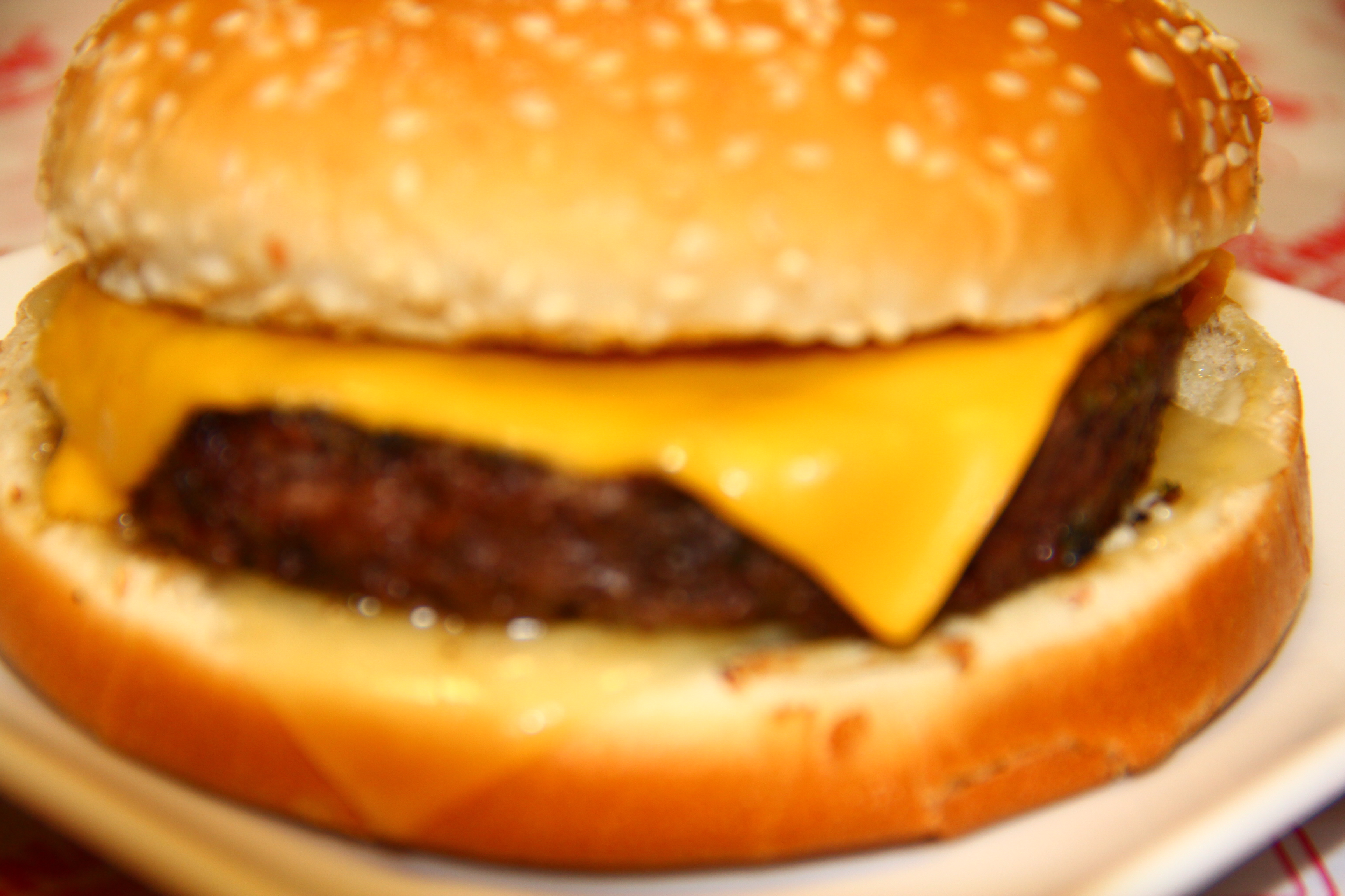 Order Cheese Burger food online from Banana King store, Jersey City on bringmethat.com