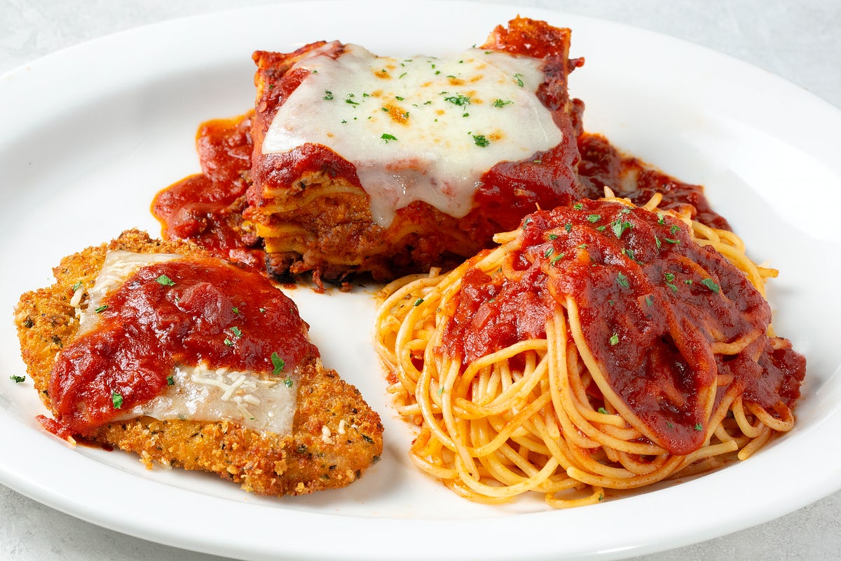 Order JOHNNY'S COMBO food online from Johnny Carino store, Ammon on bringmethat.com