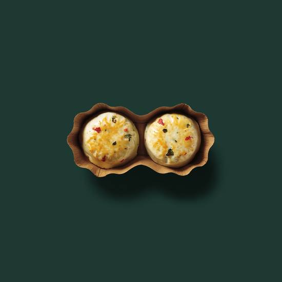 Order Egg White & Roasted Red Pepper Egg Bites food online from Starbucks store, Indianapolis on bringmethat.com