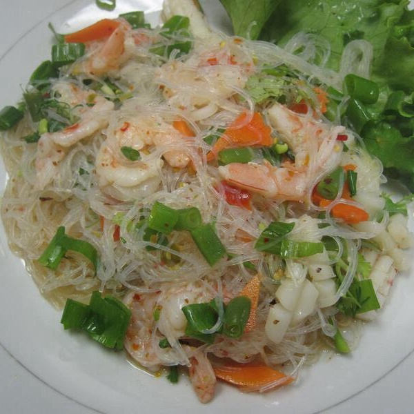 Order Yum Woon Sen Salad food online from Thai Green Village store, Frisco on bringmethat.com