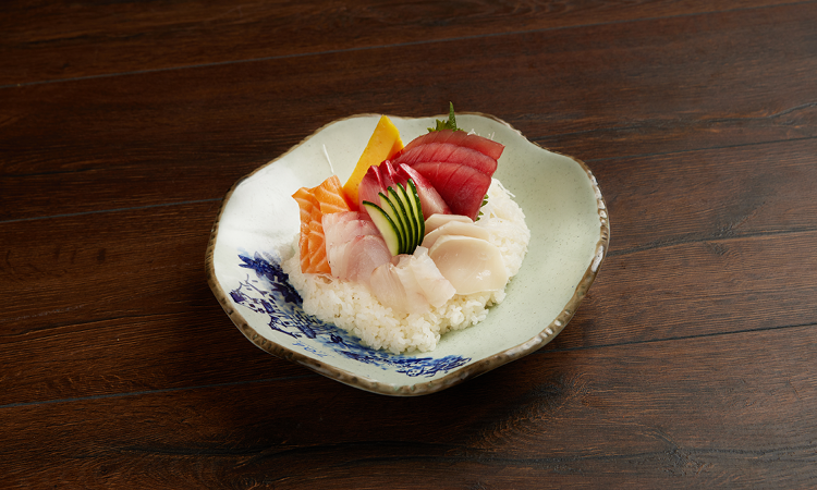 Order Chirashi Dinner food online from Toa Asian Fusion store, Farmingdale on bringmethat.com