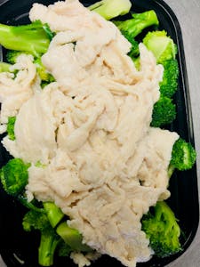Order D2. Steamed Chicken with Broccoli 蒸芥藍雞 food online from Golden China store, Lincoln on bringmethat.com