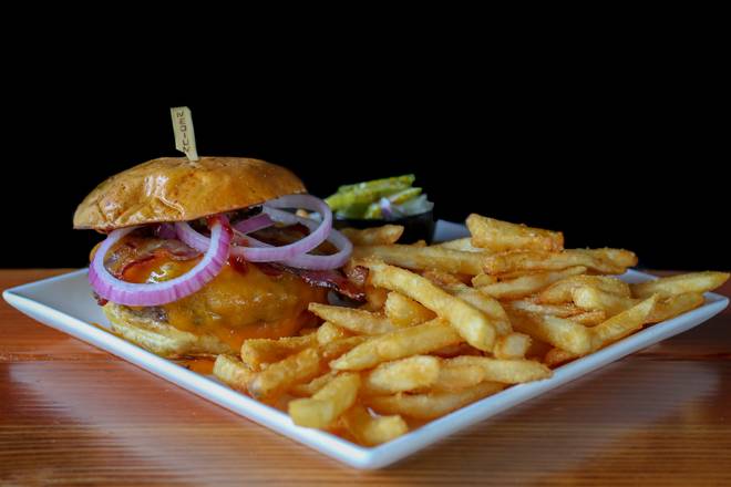 Order Hickory BBQ Burger  food online from Tommy Tavern + Tap store, Bridgewater Township on bringmethat.com