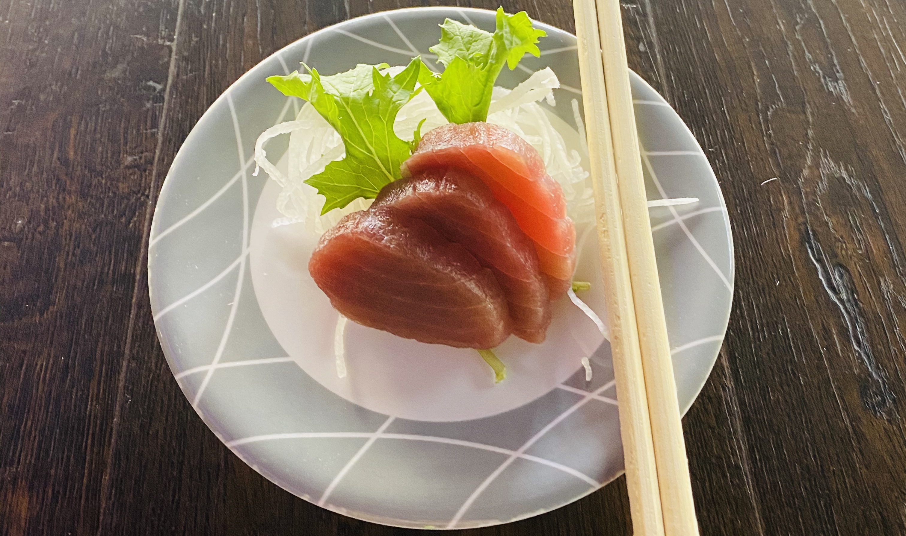 Order Tuna Sashimi - 3 Pieces food online from Sushi Train store, Minneapolis on bringmethat.com