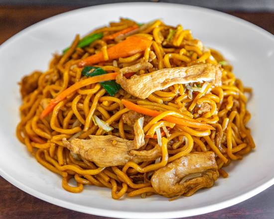 Order D12. Chicken Lo Mein food online from Hong Kong store, Nashville on bringmethat.com