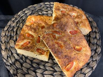 Order Fresh Baked Italian Focaccia  food online from Cuomo To Go store, Northlake on bringmethat.com
