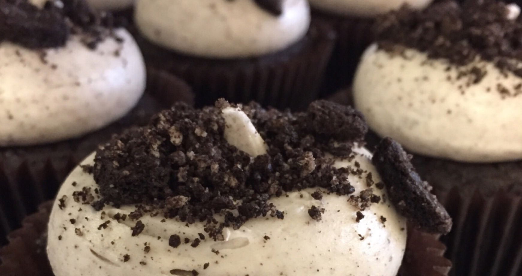 Order Cookies-n-Cream Cupcake food online from Smallcakes store, Naperville on bringmethat.com