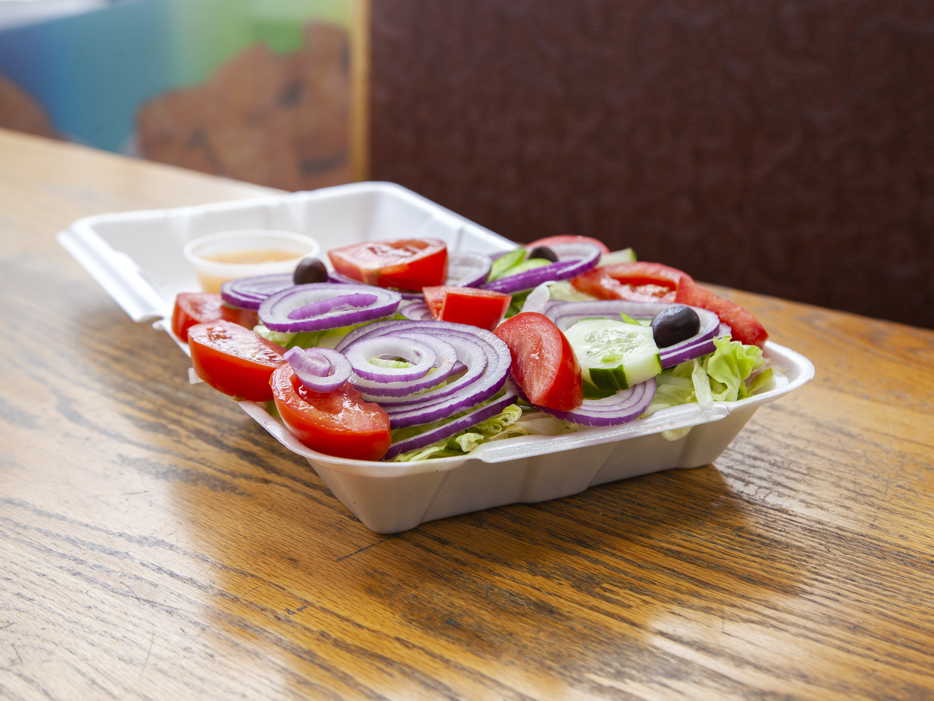 Order Garden Salad food online from Romanzza Pizzeria & More store, Quincy on bringmethat.com