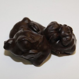 Order Raisin Clusters food online from Chocolates By Grimaldi store, Grand Haven on bringmethat.com