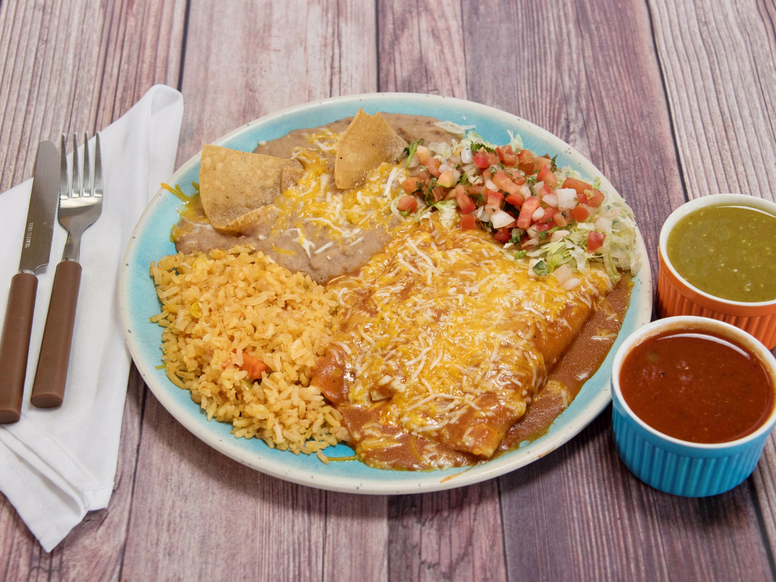 Order Cheese Enchilada and Chile Relleno food online from Nandos Taco Shop store, Lemon Grove on bringmethat.com