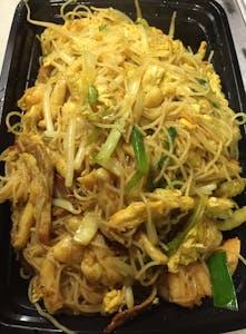 Order 60. Singapore Rice Noodles food online from Best Garden store, Douglaston on bringmethat.com