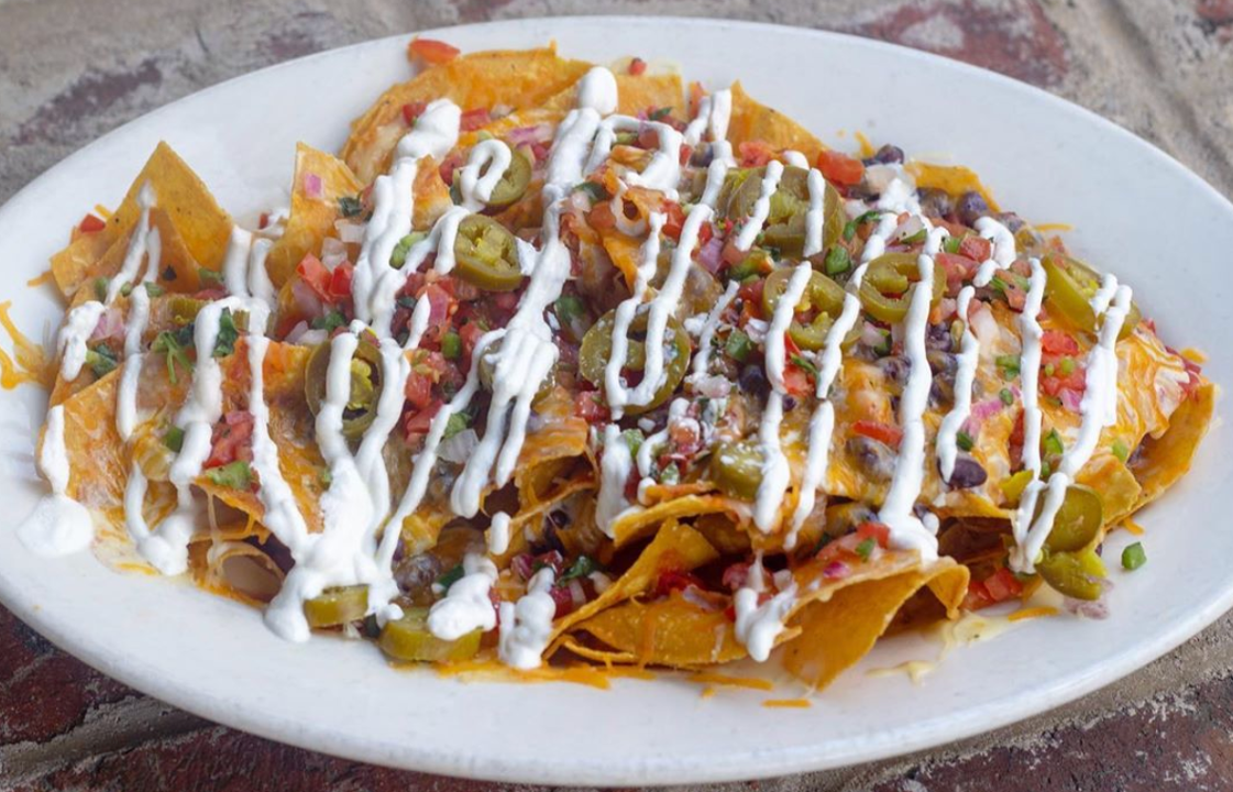 Order Ultimate Nachos food online from Hudson Grille- Kennesaw store, Kennesaw on bringmethat.com