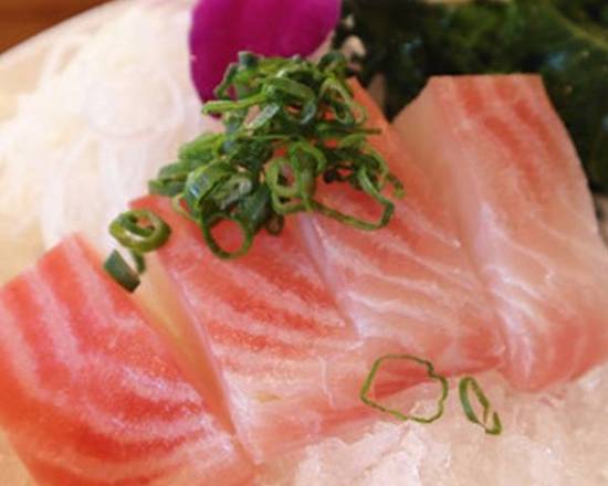 Order White Fish Sashimi (4 pcs) food online from Tokai Sushi store, Santa Clarita on bringmethat.com