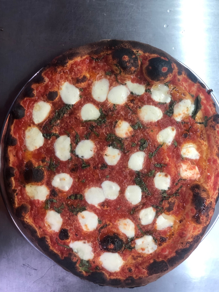Order 12" Margherita food online from The Hub Pizza Bar store, Ansonia on bringmethat.com