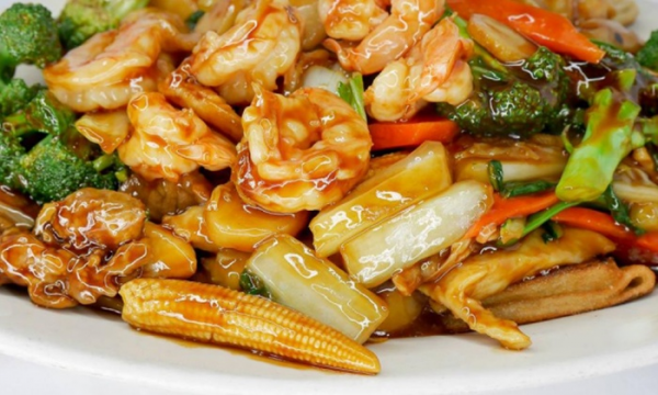 Order Shrimp with Garlic Sauce food online from Dragon Phoenix Chinese Restaurant store, Meriden on bringmethat.com