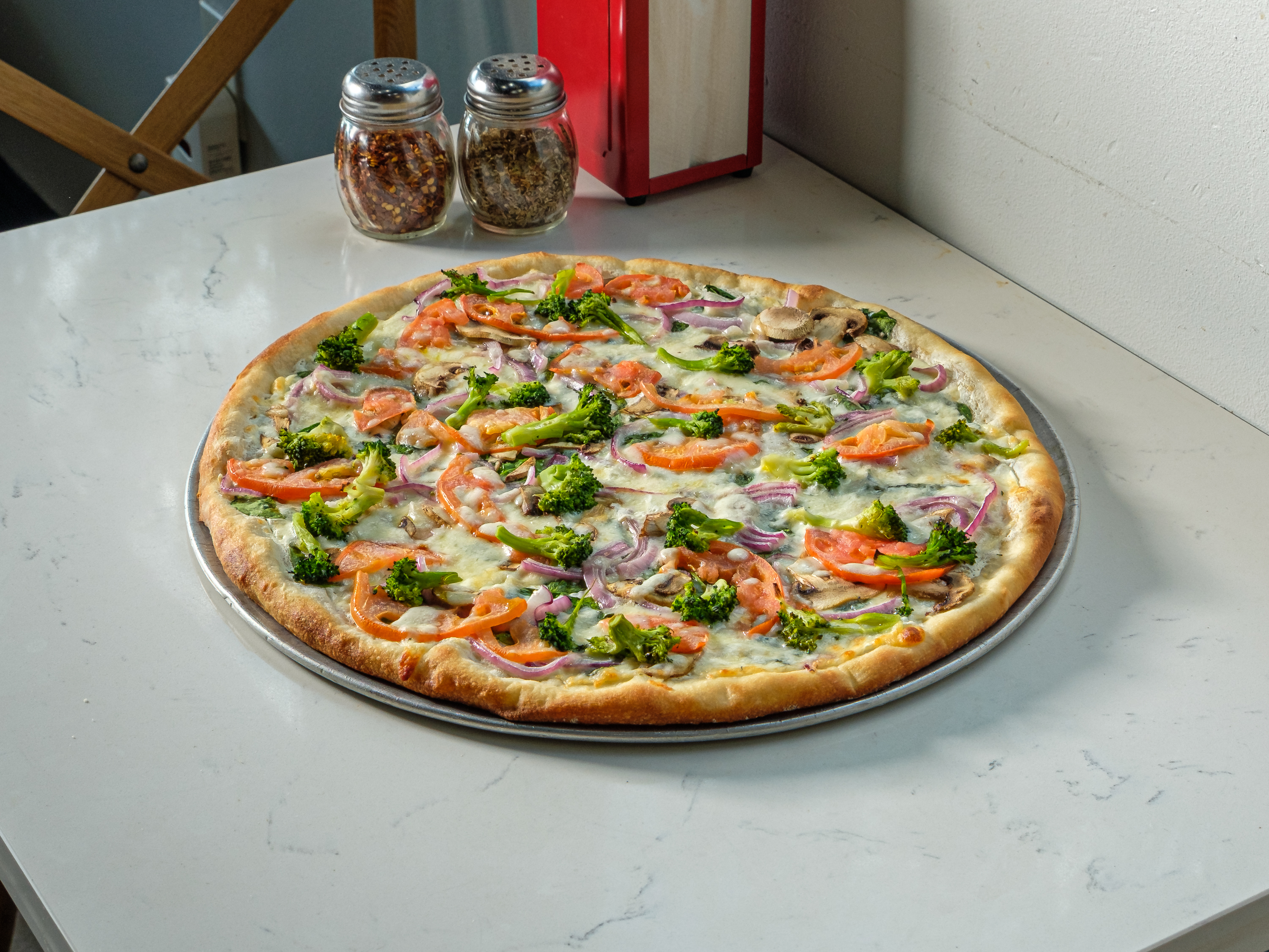 Order Vegetable Pizza food online from Romans Pizza House store, Absecon on bringmethat.com