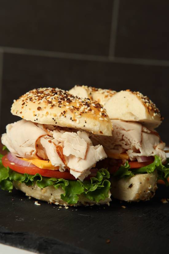 Order Junior Turkey Sandwich food online from Barry Bagels store, Toledo on bringmethat.com