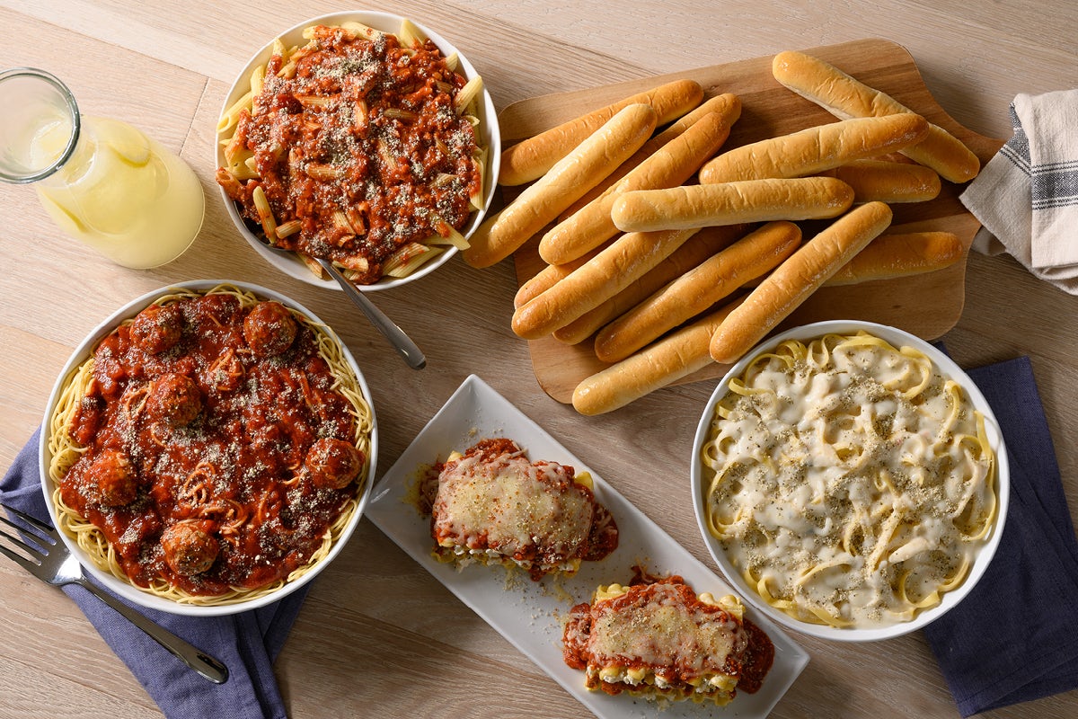 Order Ultimate Sampler Family Meal food online from Fazolis store, Indianapolis on bringmethat.com