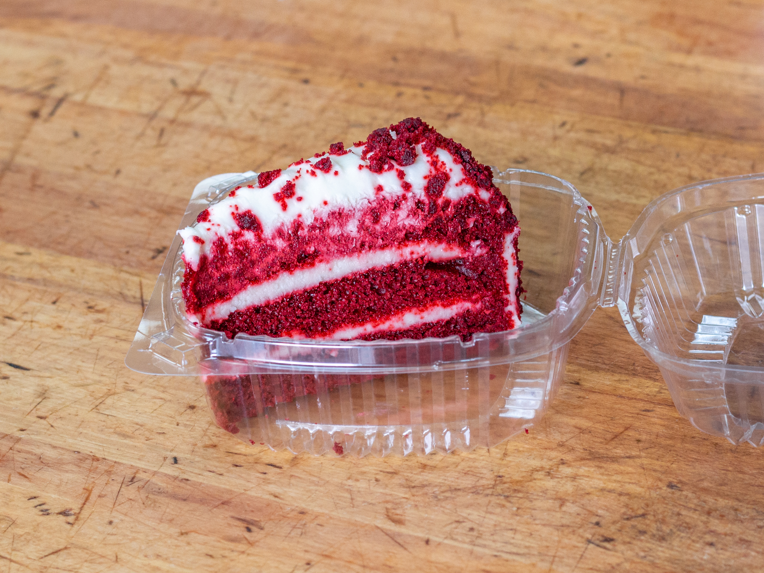 Order Red Velvet Cake food online from Sicilian Pizzeria store, Schenectady on bringmethat.com
