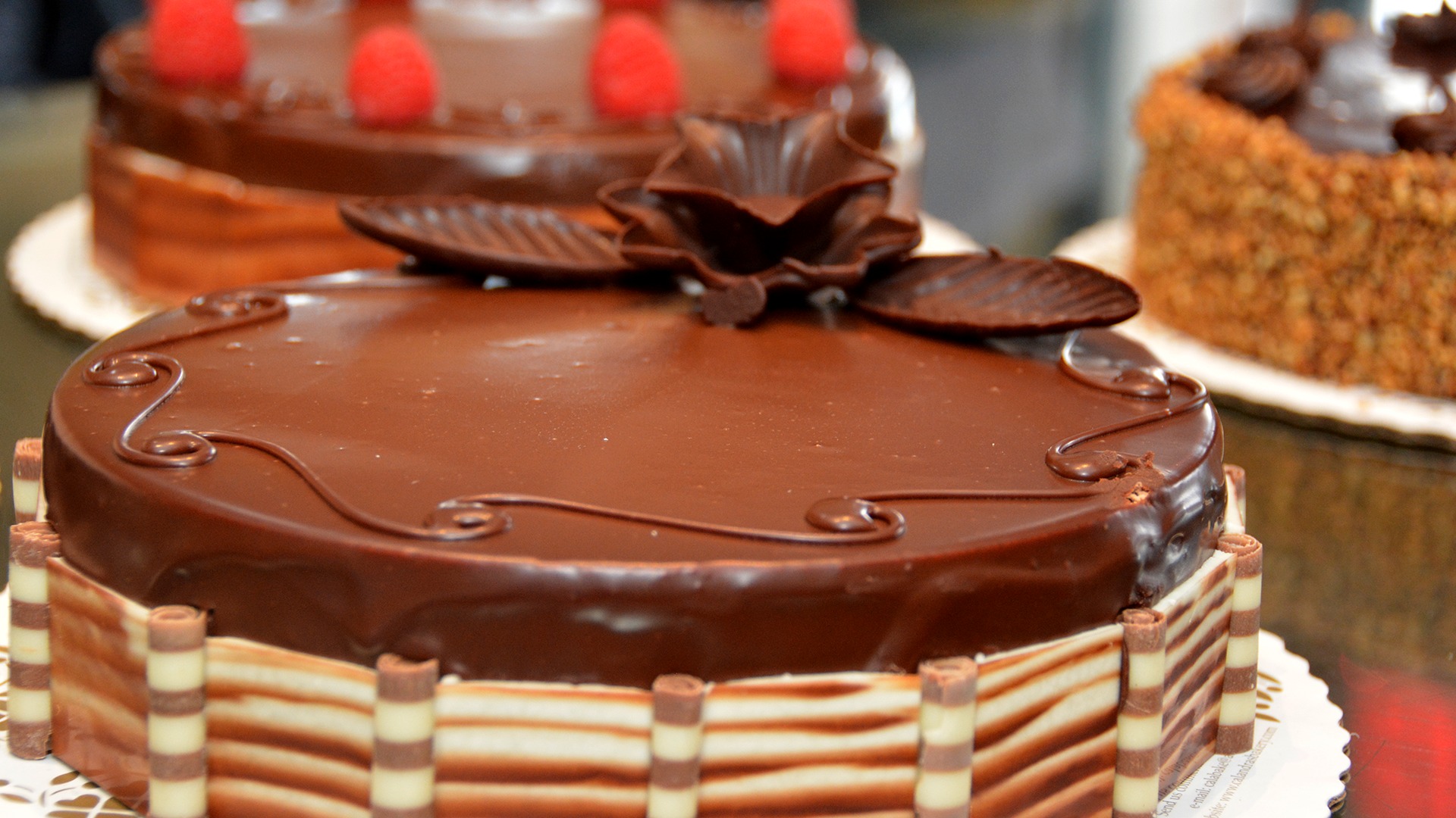 Order 8" Cake (10-12ppl) food online from AkCafe store, Clifton on bringmethat.com