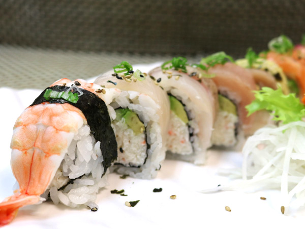 Order Rainbow Roll food online from Sushiraw store, Los Angeles on bringmethat.com
