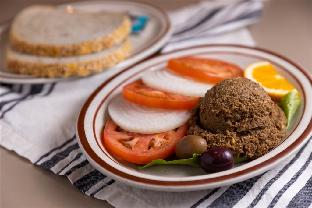 Order Chopped Liver Appetizer  food online from Art's Delicatessen store, Studio City on bringmethat.com