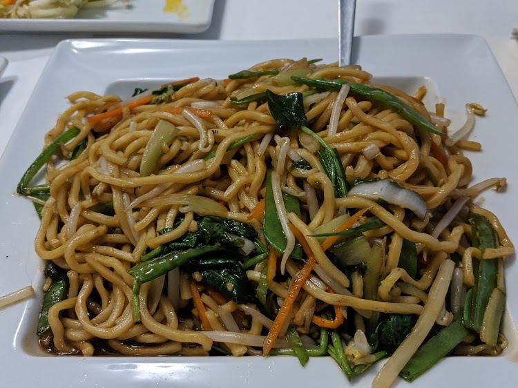 Order B5. Lo Mein  food online from Bro Chinese store, New York on bringmethat.com