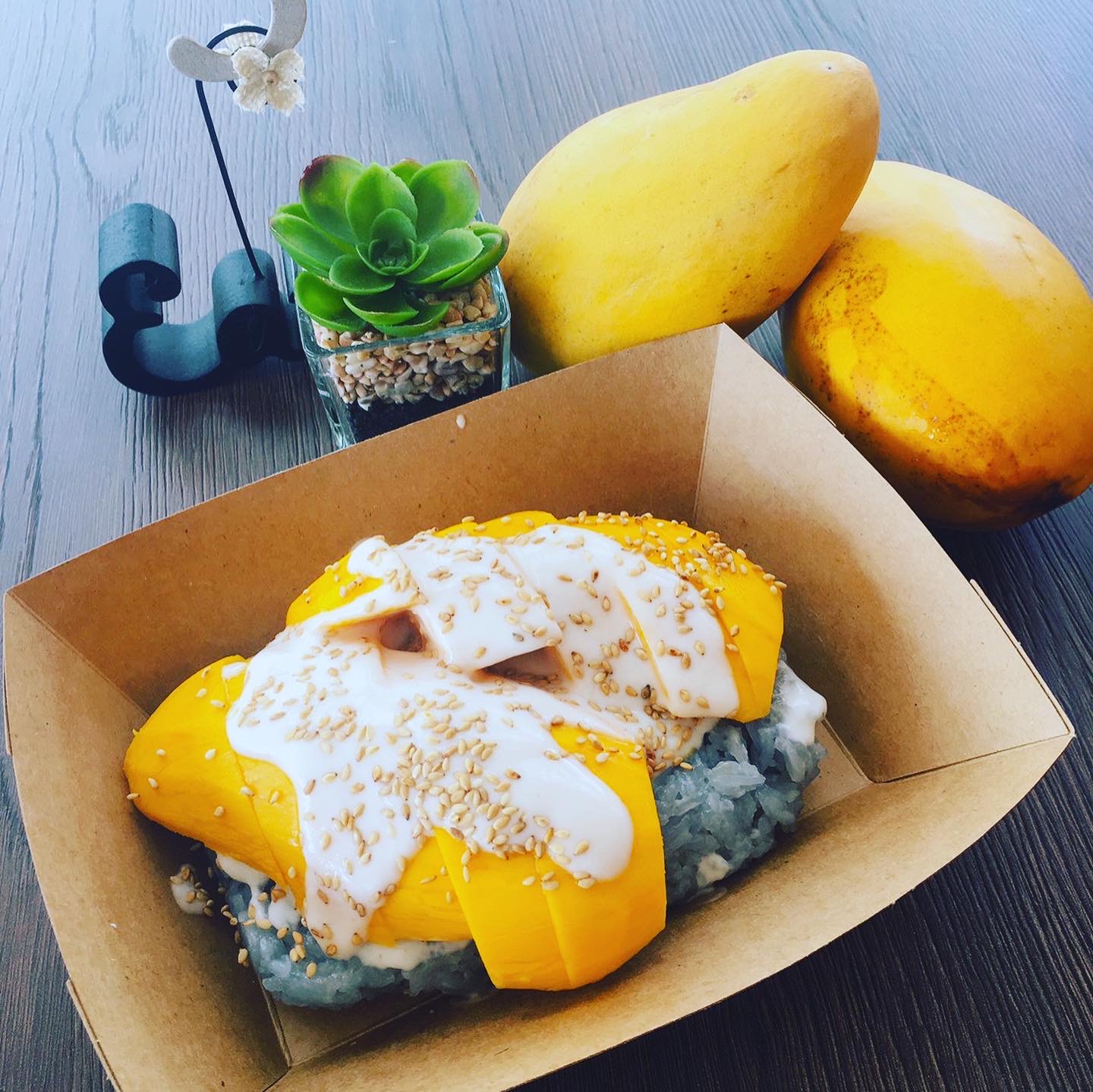 Order Mango & Sticky Rice food online from Ano-Thai Kitchen store, Temecula on bringmethat.com