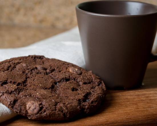 Order Double Chocolate Chip Cookie food online from Izzy's Brooklyn Bagels store, Palo Alto on bringmethat.com