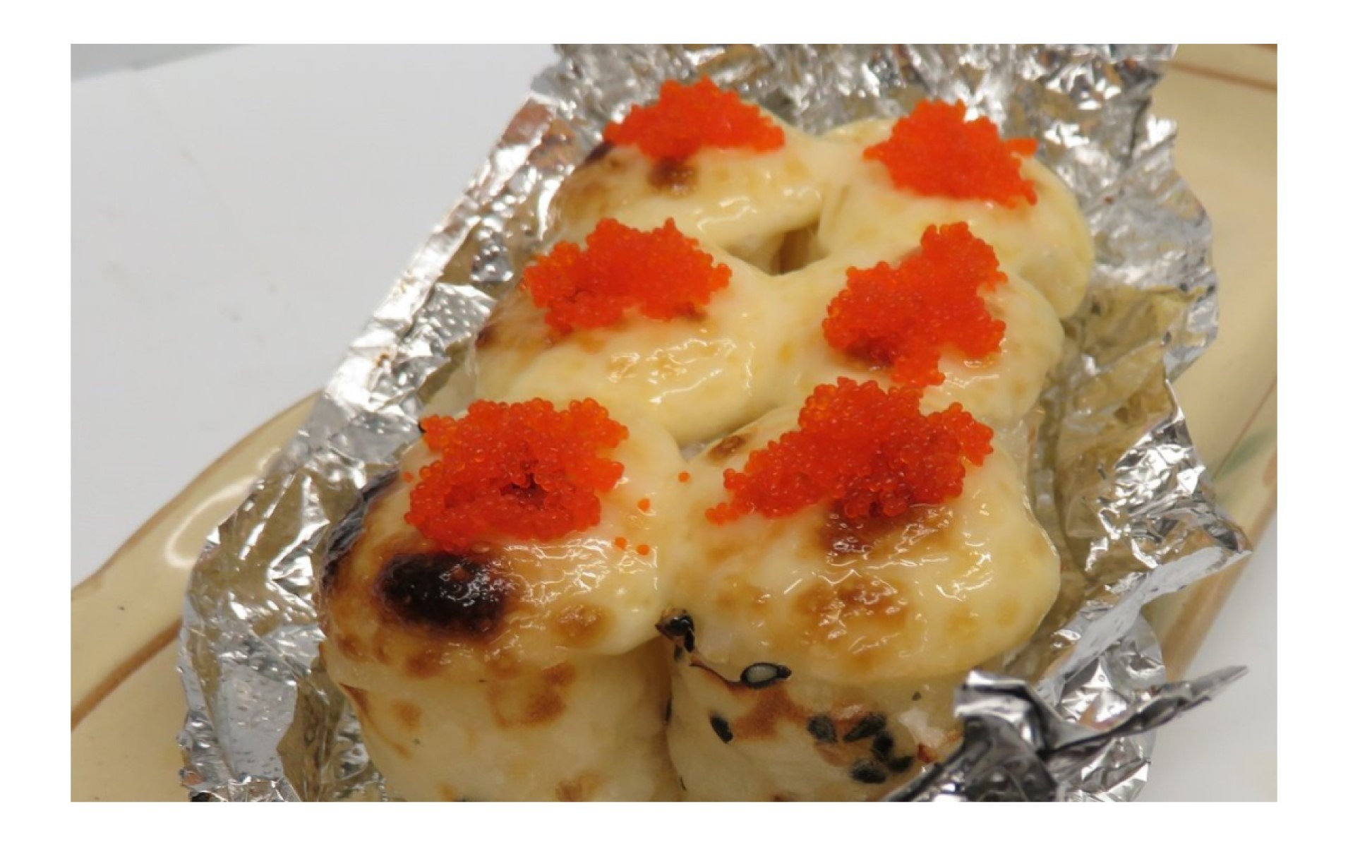 Order Baked Ebi Mayo Roll food online from Noshi Sushi store, Los Angeles on bringmethat.com