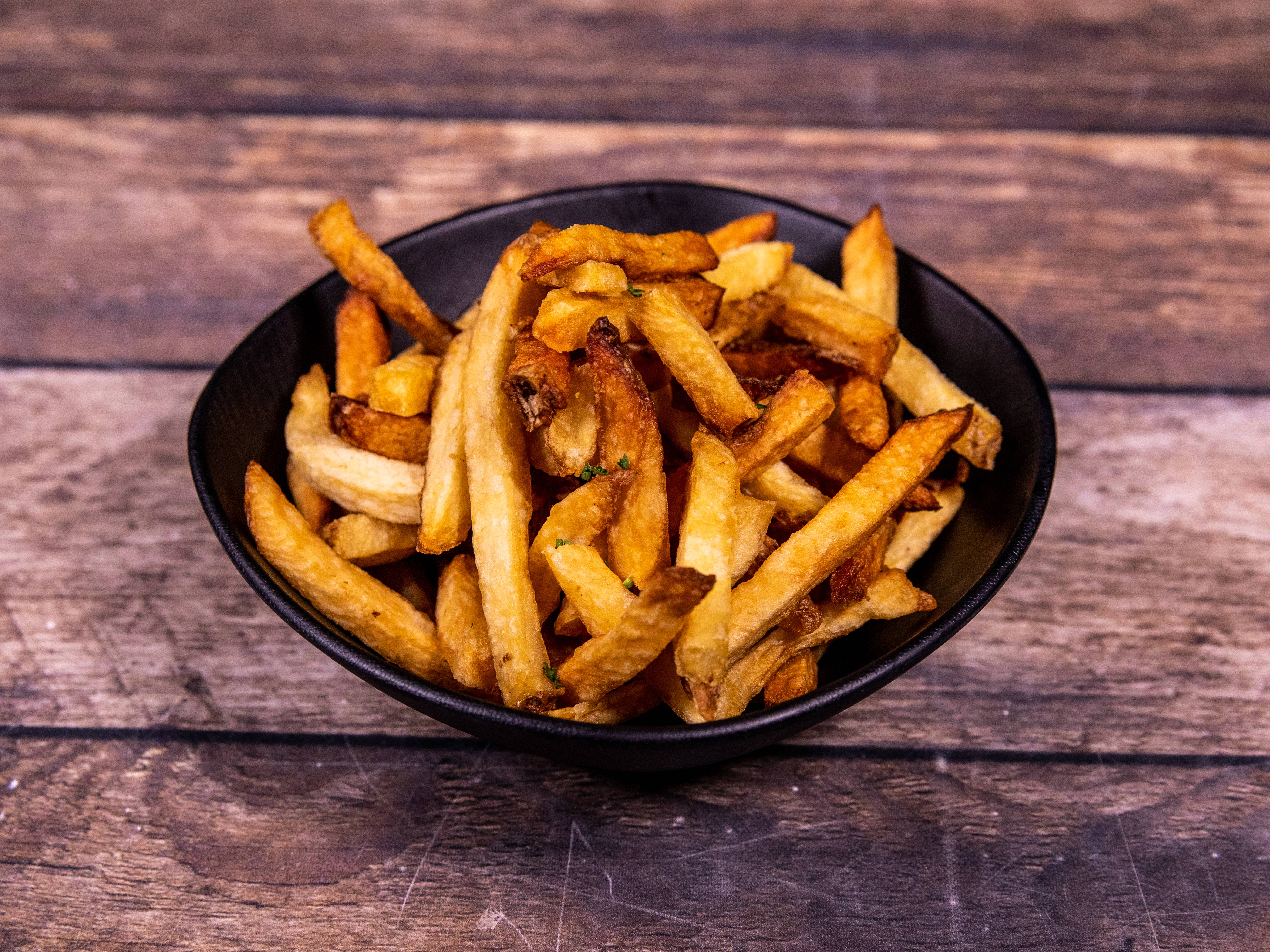 Order French Fries food online from Double T Bar & Grill store, Houston on bringmethat.com