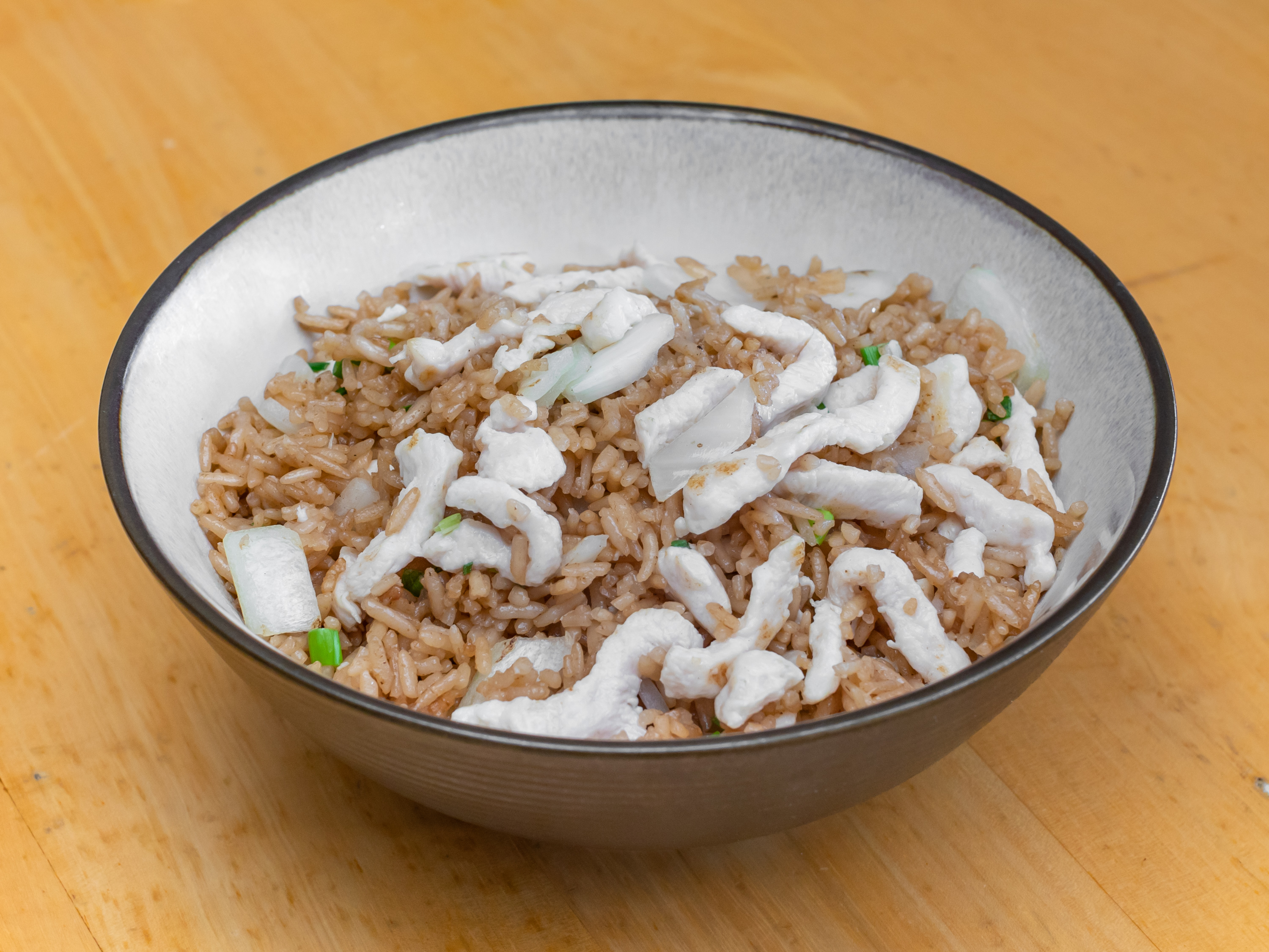 Order R2. Chicken Fried Rice food online from Rice King Chinese Restaurant store, Toledo on bringmethat.com