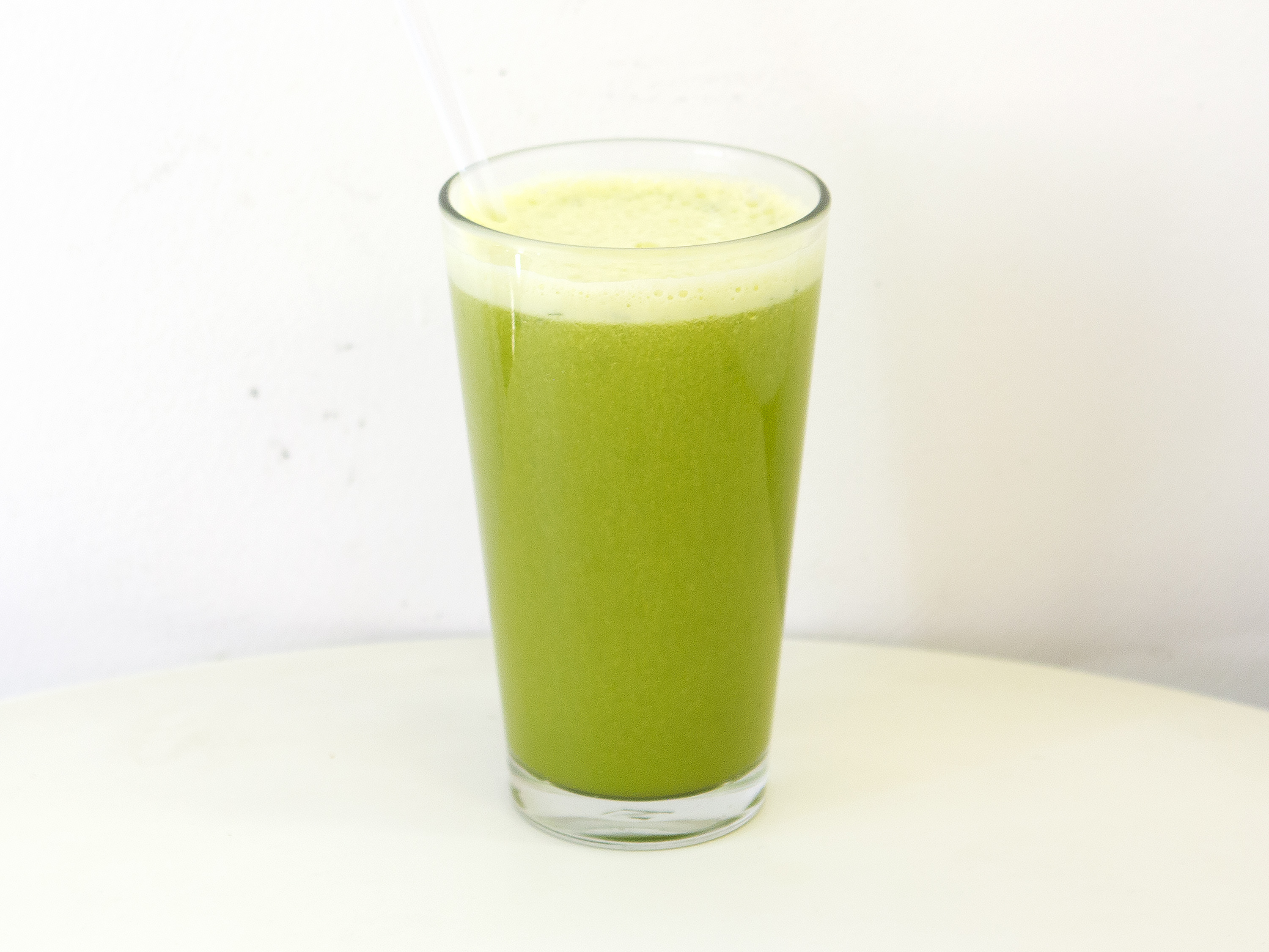 Order Green Juice food online from Cafecito Coffe Shop store, San Francisco on bringmethat.com
