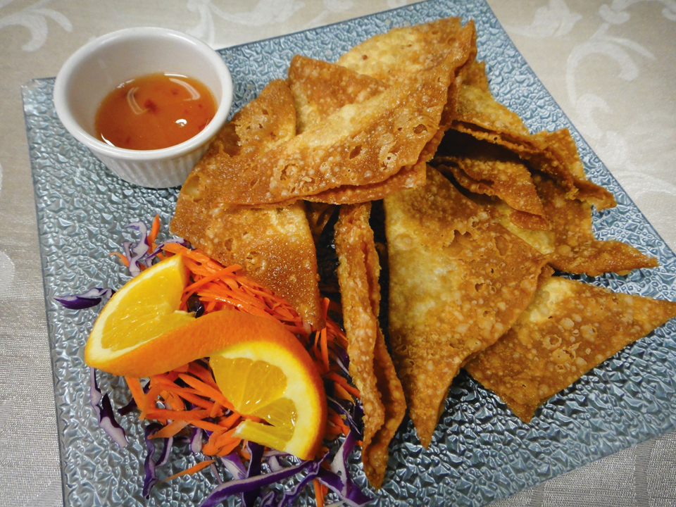 Order Fried Wonton food online from Thai Curry store, Paramount on bringmethat.com