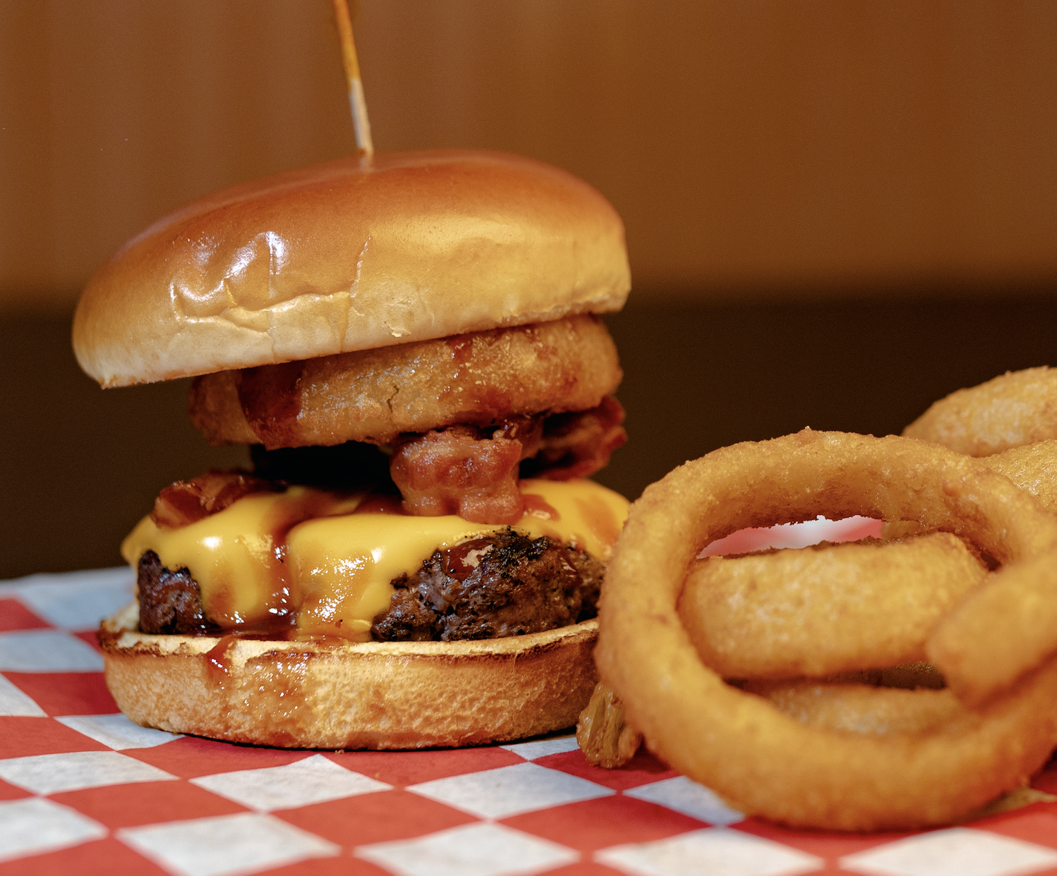Order Rodeo Burger food online from Scorers Sports Bar & Restaurant store, Morgantown on bringmethat.com