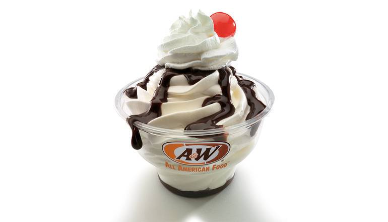 Order Sundae food online from A&W store, Stockton on bringmethat.com