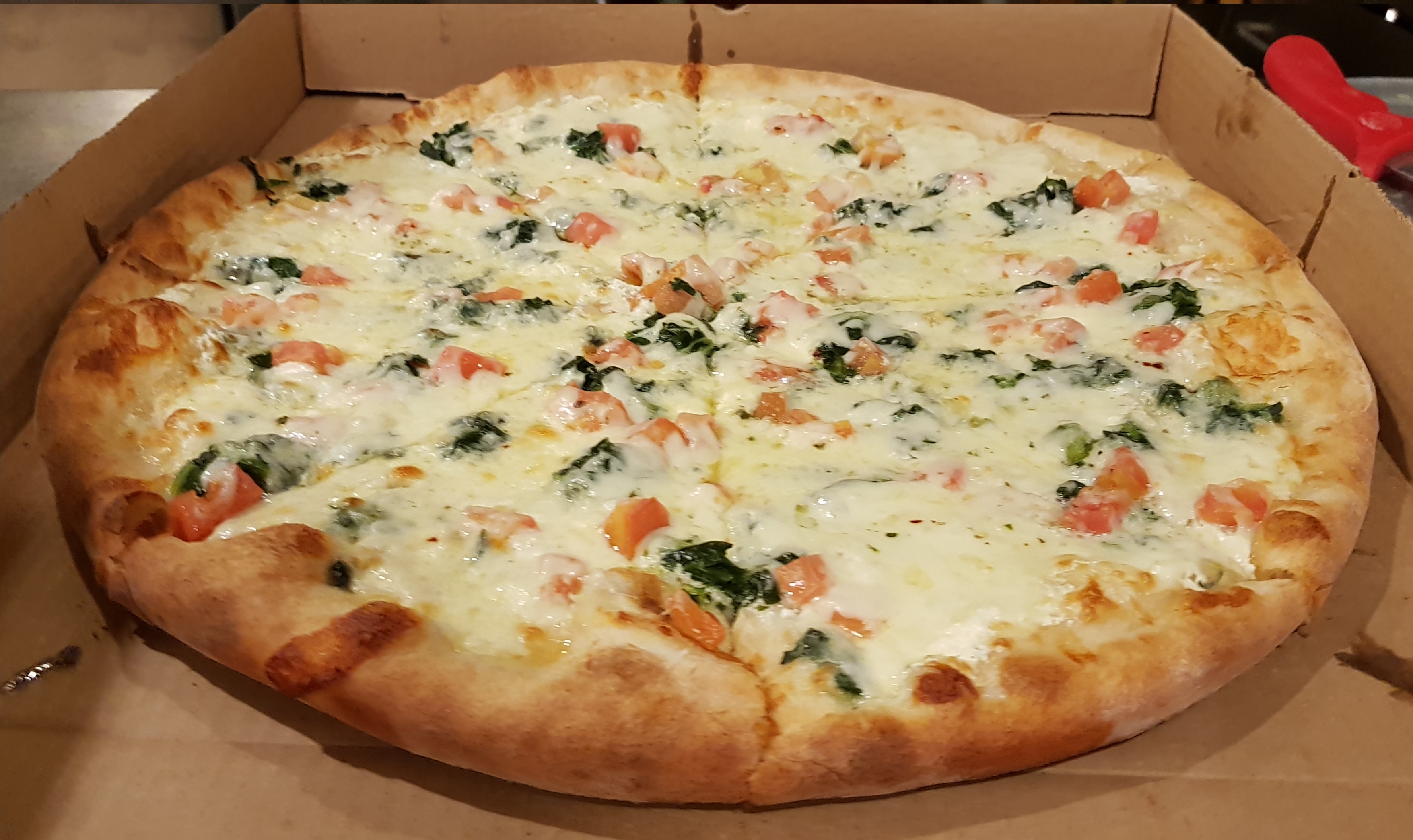 Order White Delight Pizza food online from Two Cousins Paradise store, Paradise on bringmethat.com