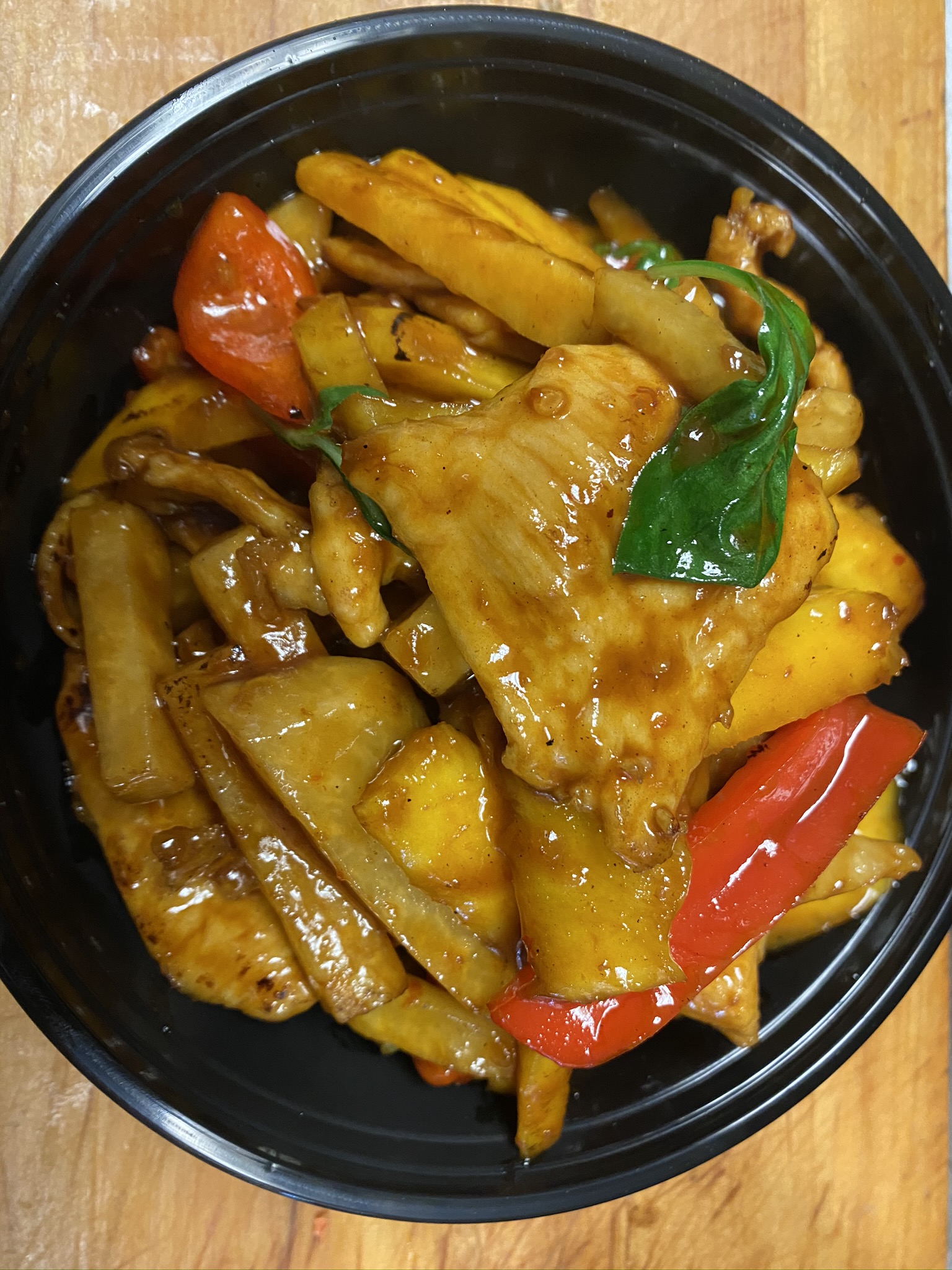 Order Thai Coconut Curry food online from Soy & Ginger Wok Grill store, Livingston on bringmethat.com