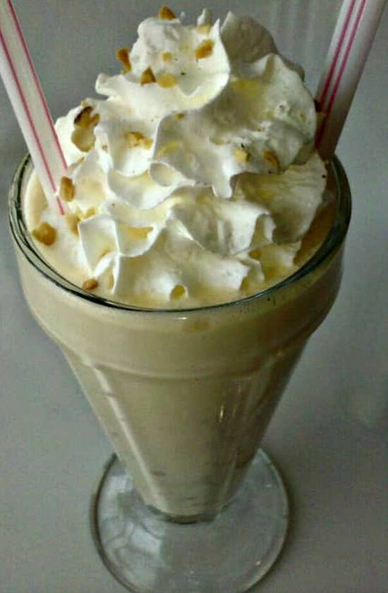 Order 19. Banana Nut Shake food online from Cafe 50's store, Los Angeles on bringmethat.com
