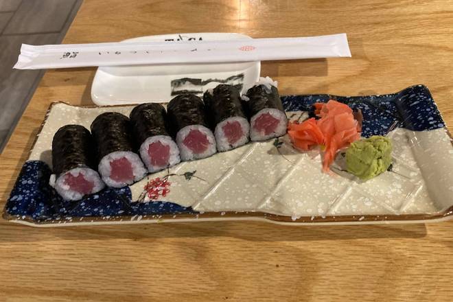 Order Tuna Roll food online from Ta Ca Sushi & Japanese Fusion store, Savannah on bringmethat.com