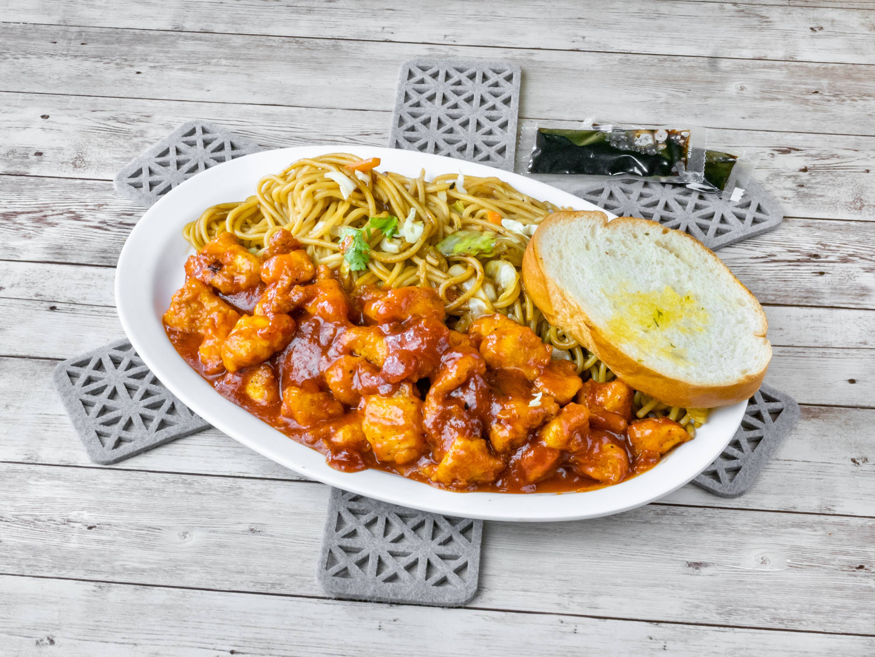 Order F4. Spicy Chicken food online from Fish Skillet Seafood store, Houston on bringmethat.com